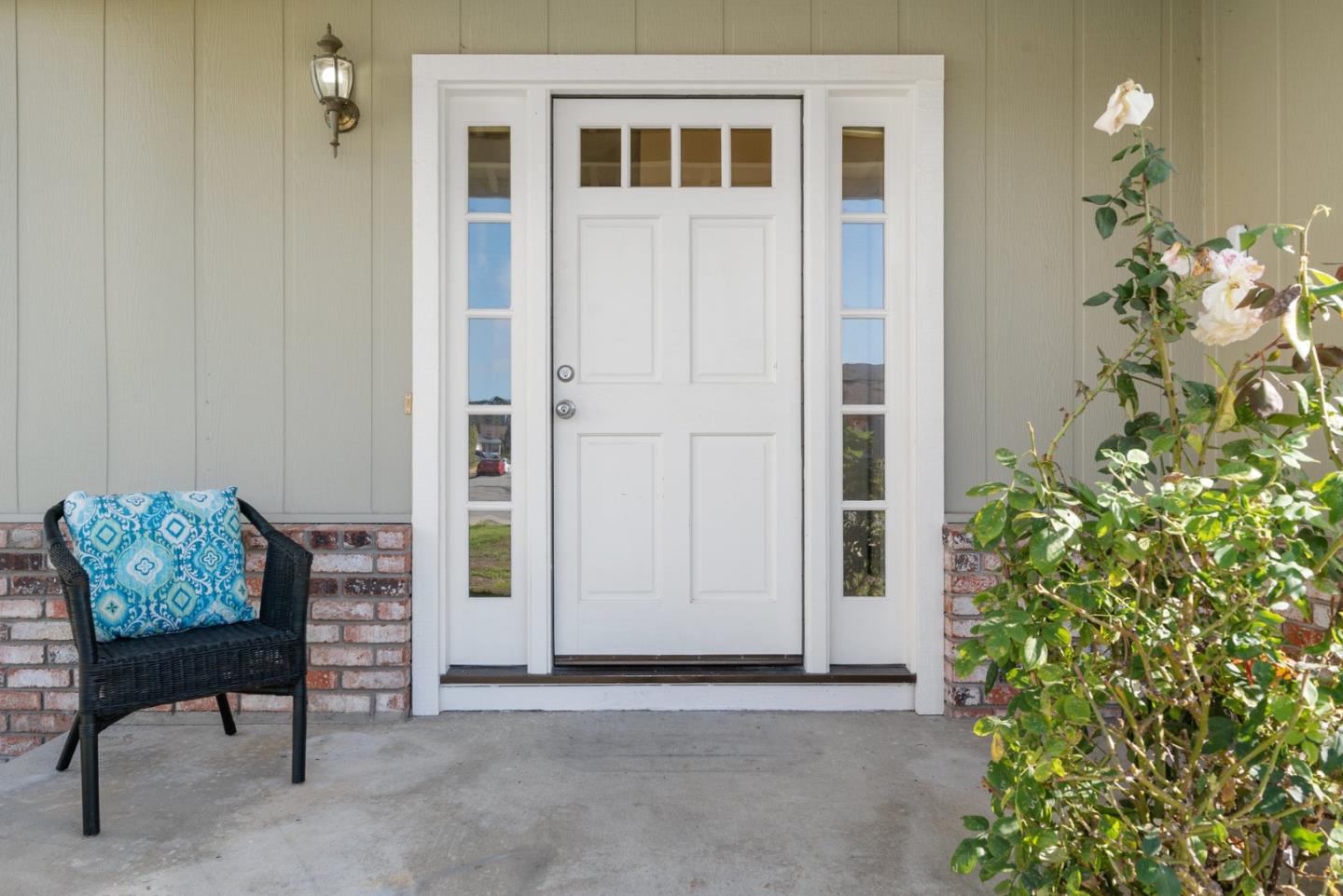 Detail Gallery Image 4 of 42 For 128 Mcmillan Dr, Santa Cruz,  CA 95060 - 4 Beds | 2/1 Baths