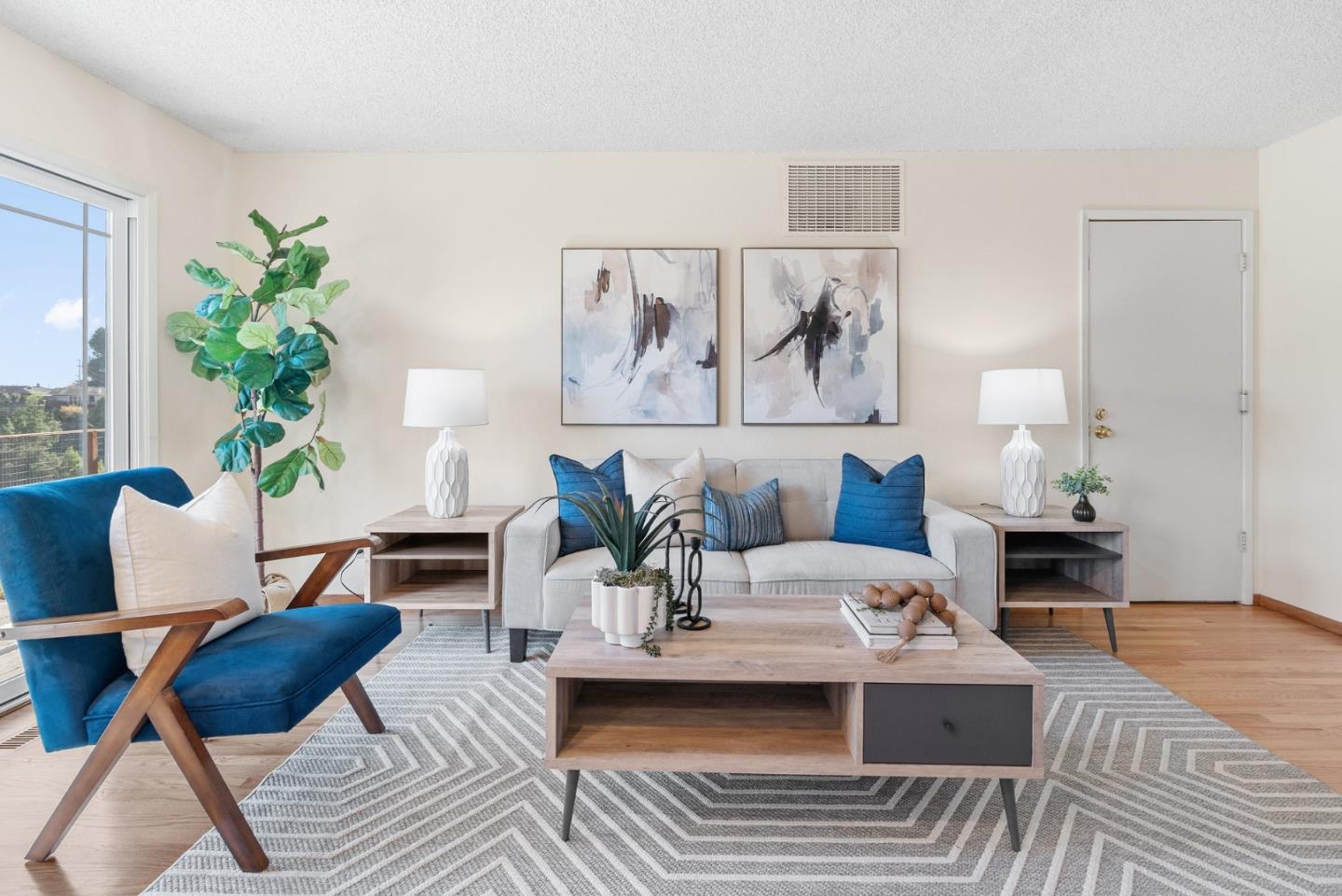 Detail Gallery Image 7 of 42 For 128 Mcmillan Dr, Santa Cruz,  CA 95060 - 4 Beds | 2/1 Baths