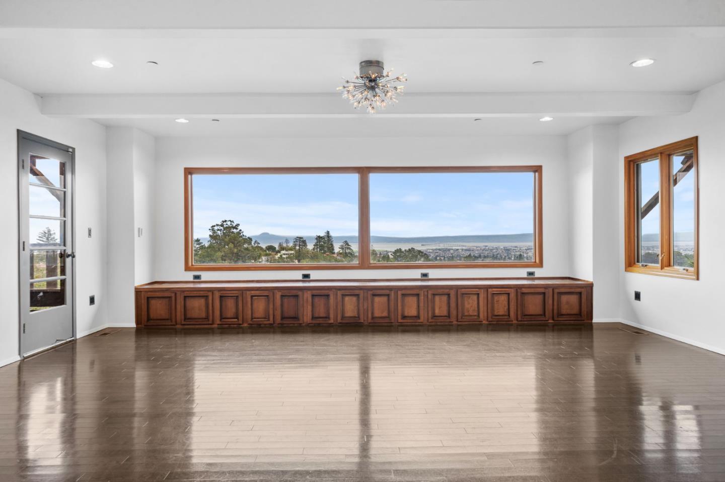 Detail Gallery Image 21 of 25 For 15 Anson Rd #B,  Hillsborough,  CA 94010 - 2 Beds | 2 Baths