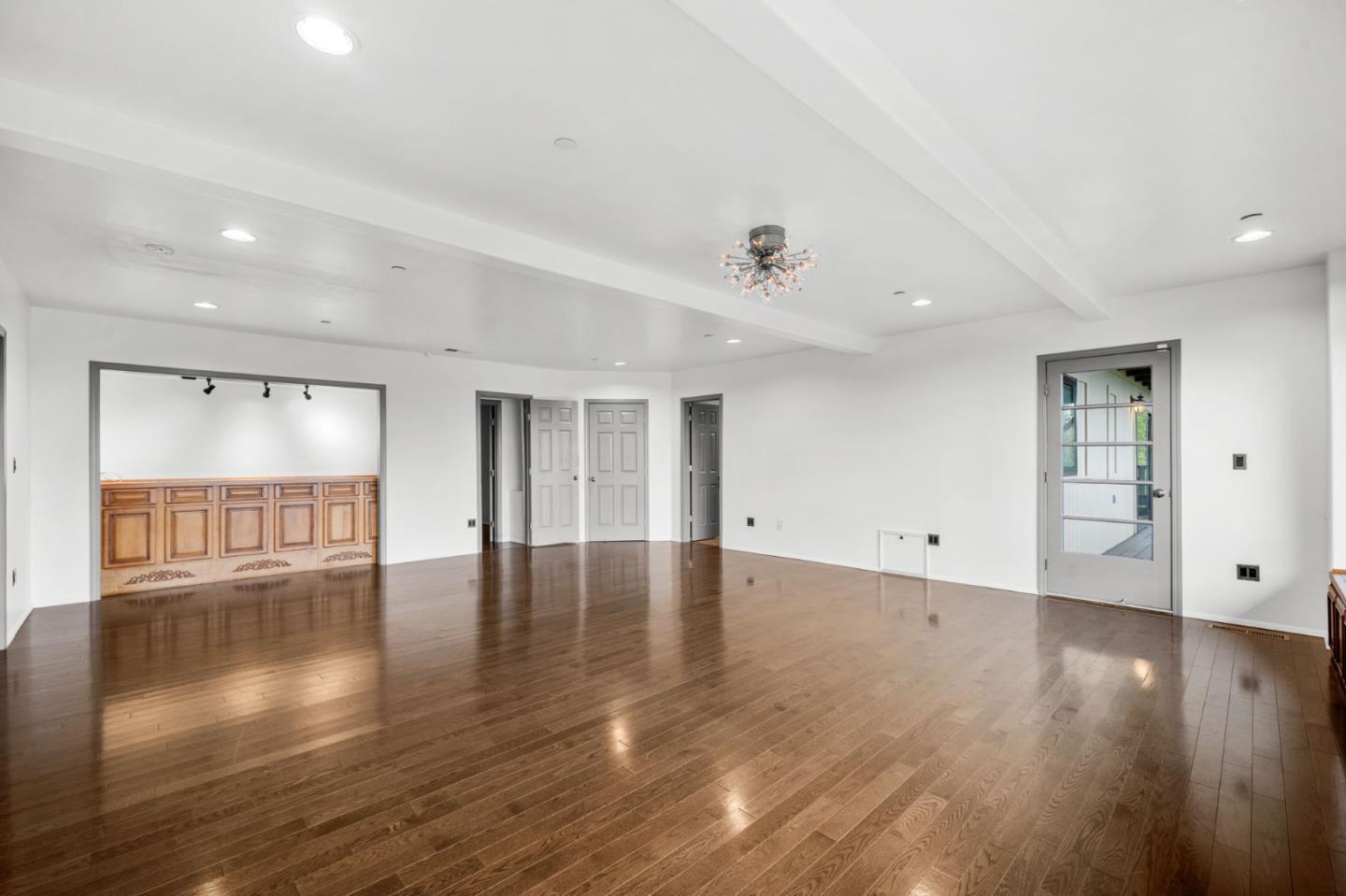 Detail Gallery Image 22 of 25 For 15 Anson Rd #B,  Hillsborough,  CA 94010 - 2 Beds | 2 Baths