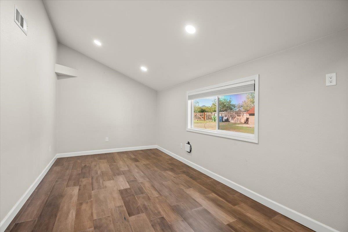 Detail Gallery Image 26 of 64 For 980 E Middle Ave, San Martin,  CA 95046 - 3 Beds | 2 Baths