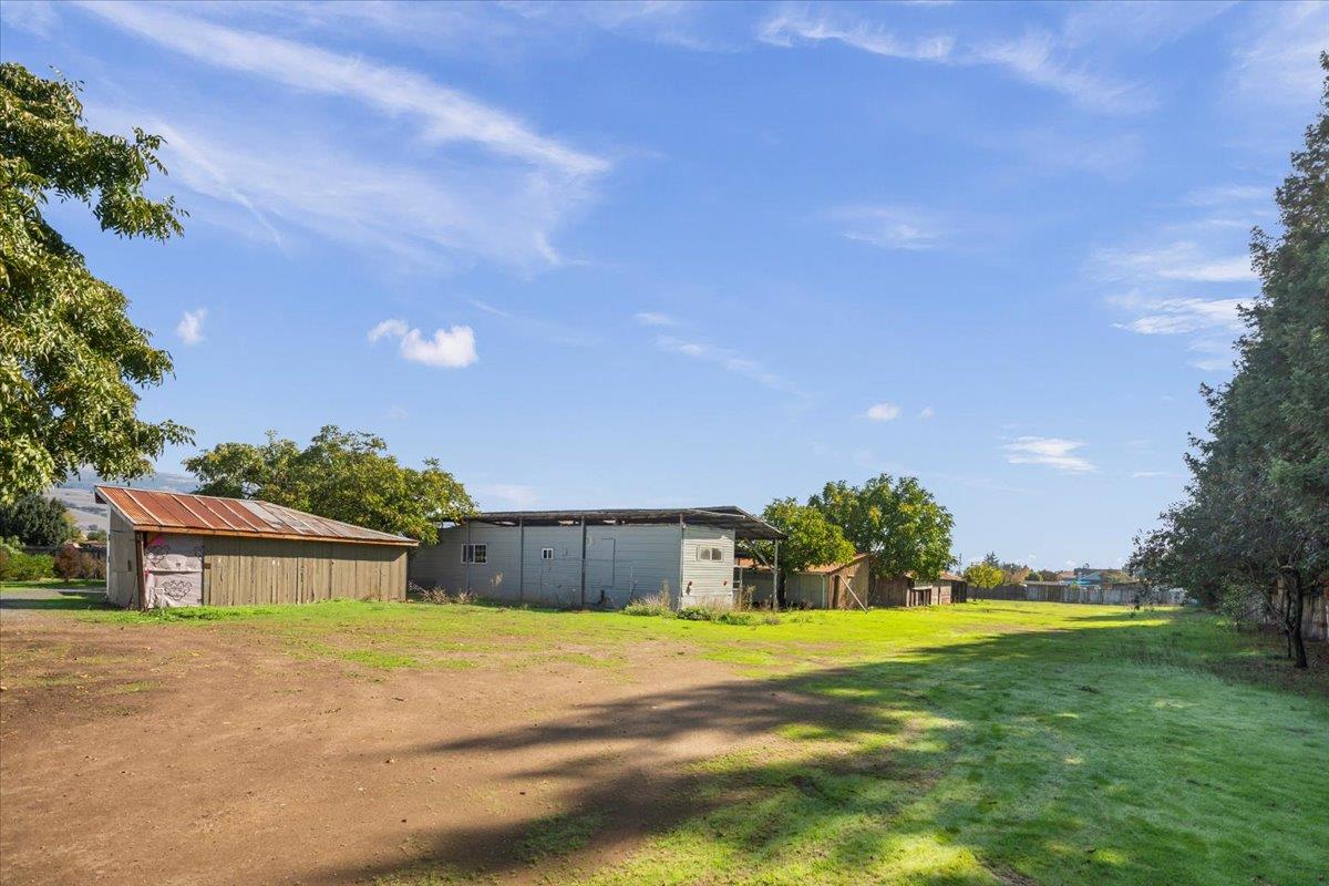 Detail Gallery Image 48 of 64 For 980 E Middle Ave, San Martin,  CA 95046 - 3 Beds | 2 Baths