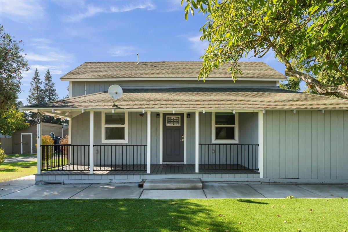 Detail Gallery Image 5 of 64 For 980 E Middle Ave, San Martin,  CA 95046 - 3 Beds | 2 Baths