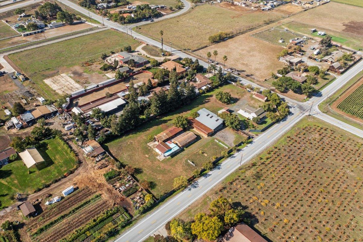 Detail Gallery Image 57 of 64 For 980 E Middle Ave, San Martin,  CA 95046 - 3 Beds | 2 Baths