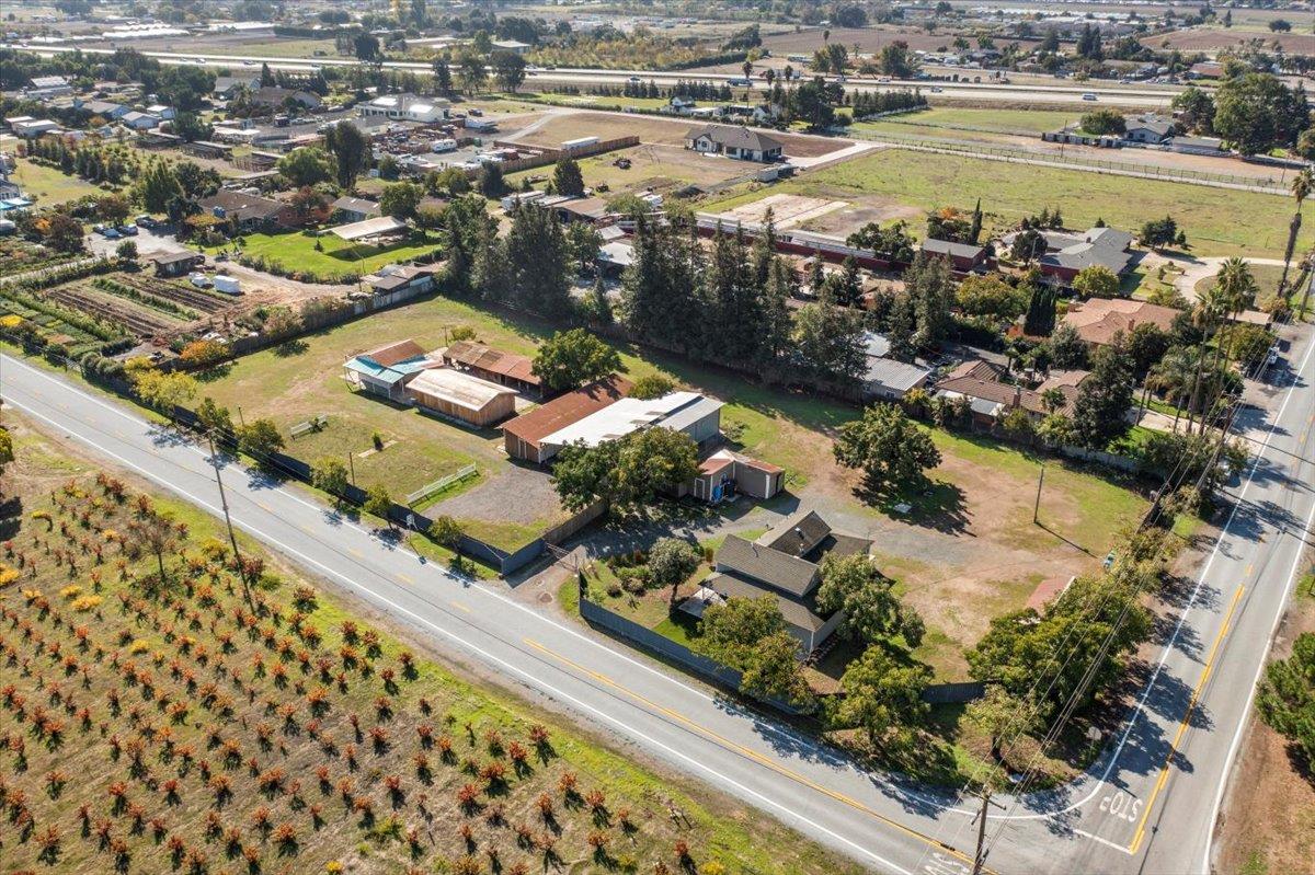 Detail Gallery Image 63 of 64 For 980 E Middle Ave, San Martin,  CA 95046 - 3 Beds | 2 Baths