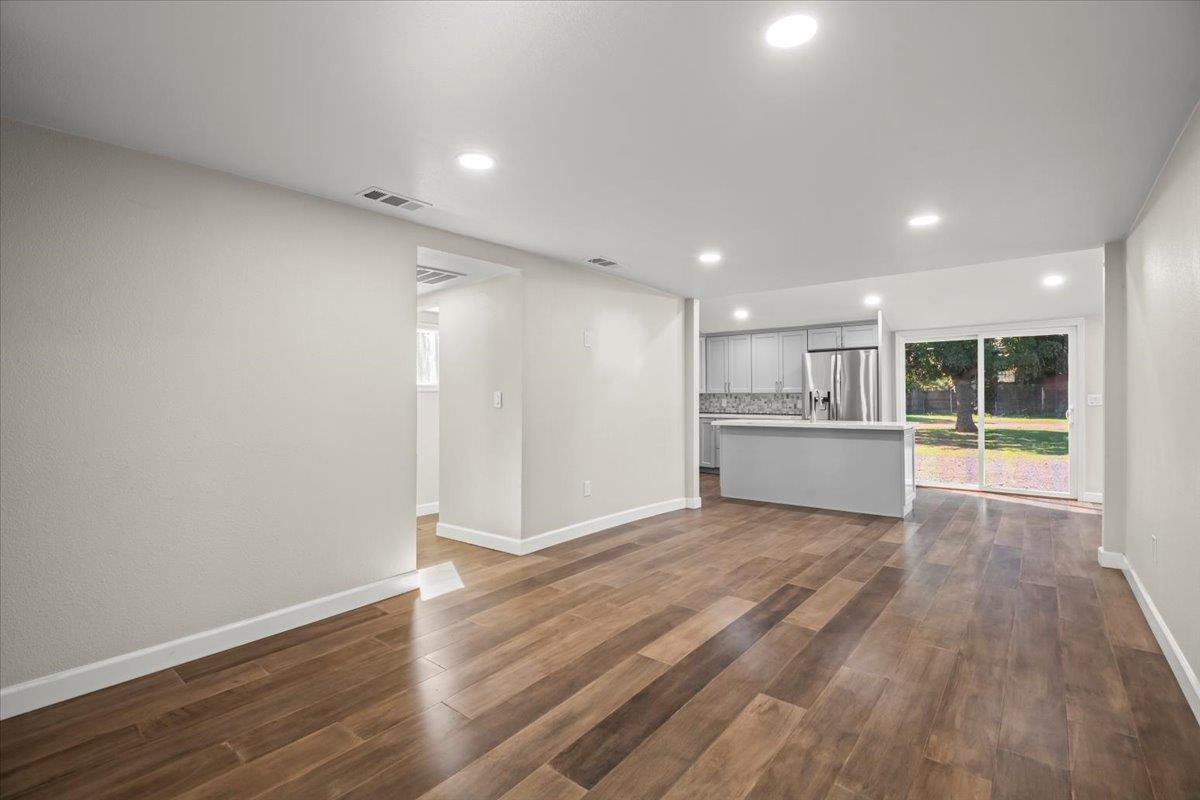 Detail Gallery Image 7 of 64 For 980 E Middle Ave, San Martin,  CA 95046 - 3 Beds | 2 Baths