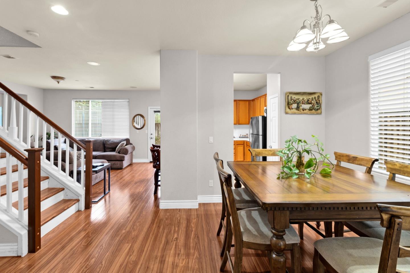 Detail Gallery Image 11 of 46 For 359 Barolo Cir, Greenfield,  CA 93927 - 4 Beds | 2/1 Baths