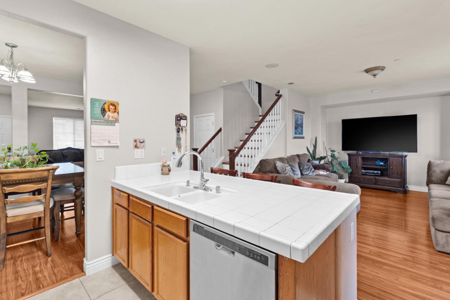 Detail Gallery Image 15 of 46 For 359 Barolo Cir, Greenfield,  CA 93927 - 4 Beds | 2/1 Baths