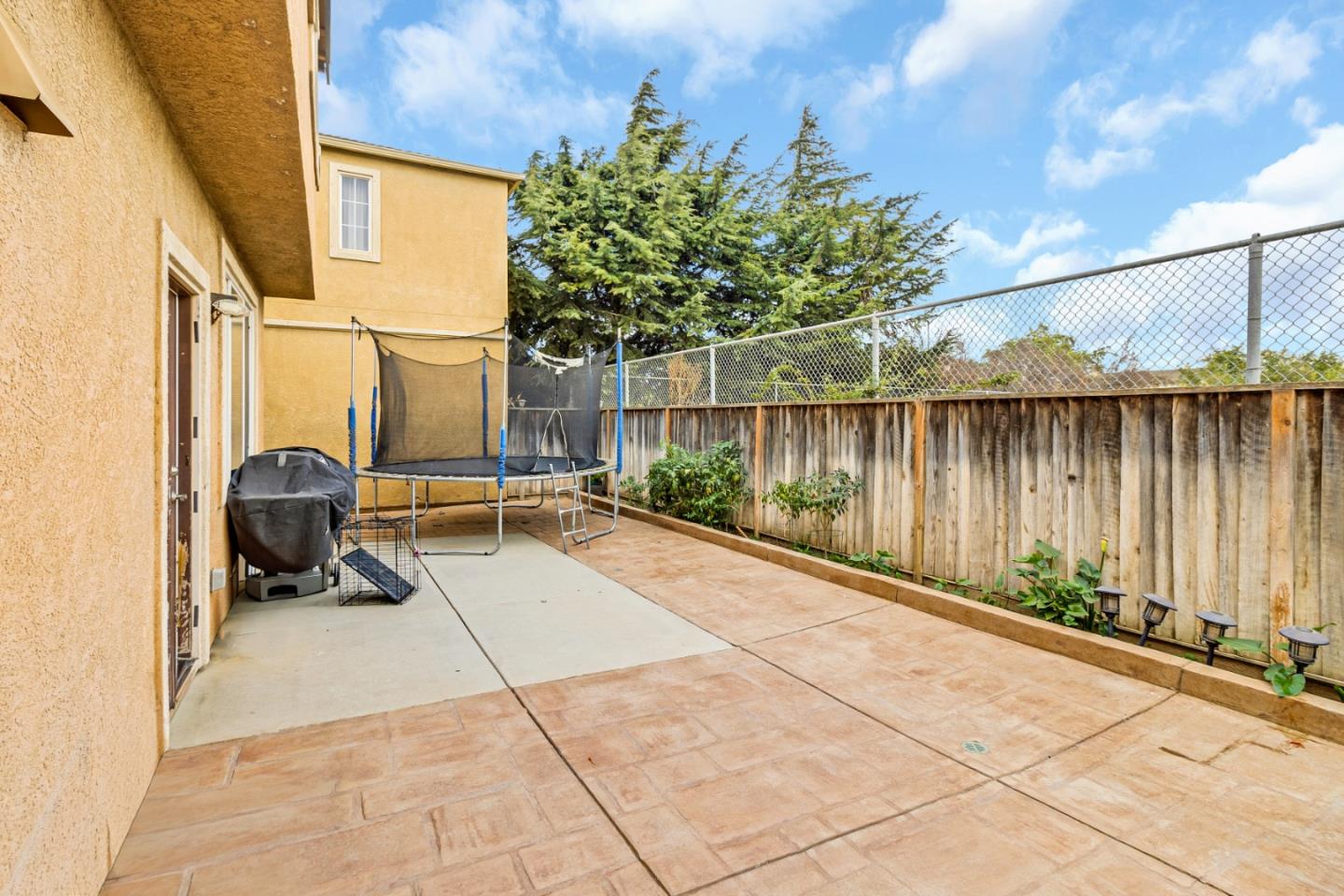 Detail Gallery Image 20 of 46 For 359 Barolo Cir, Greenfield,  CA 93927 - 4 Beds | 2/1 Baths
