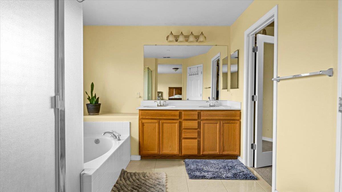 Detail Gallery Image 42 of 46 For 359 Barolo Cir, Greenfield,  CA 93927 - 4 Beds | 2/1 Baths