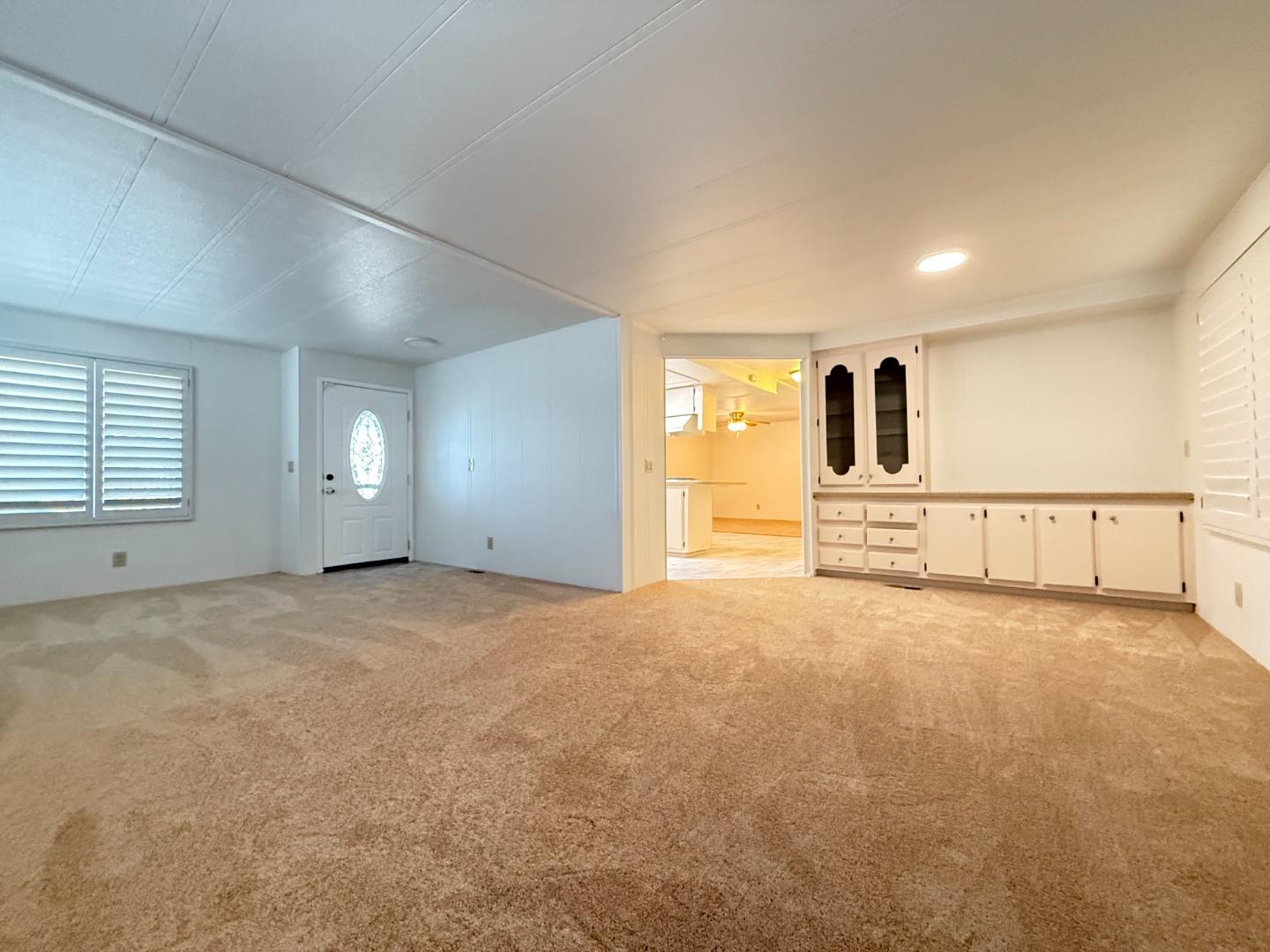 Detail Gallery Image 6 of 33 For 224 Queens Way #224,  Pittsburg,  CA 94565 - 2 Beds | 2 Baths