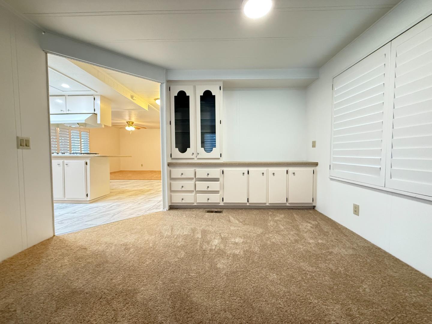 Detail Gallery Image 7 of 33 For 224 Queens Way #224,  Pittsburg,  CA 94565 - 2 Beds | 2 Baths