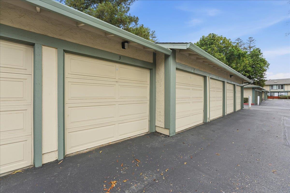 Detail Gallery Image 15 of 15 For 2669 Lone Bluff Way, San Jose,  CA 95111 - 2 Beds | 1/1 Baths