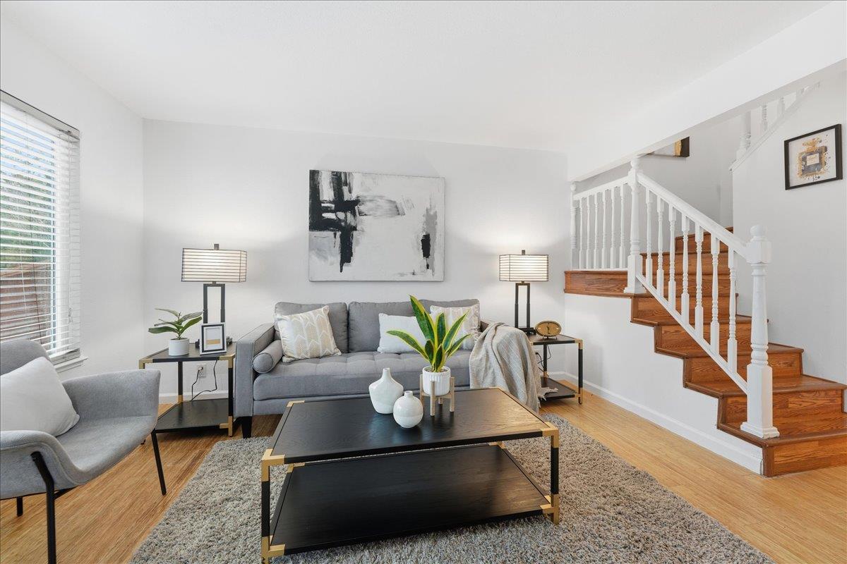 Detail Gallery Image 3 of 15 For 2669 Lone Bluff Way, San Jose,  CA 95111 - 2 Beds | 1/1 Baths