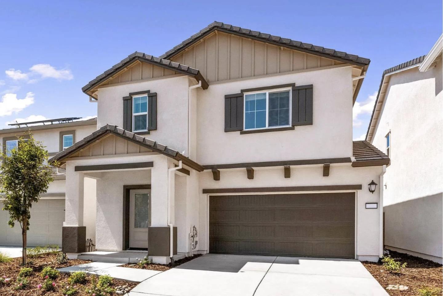 Front Image Thumbnail for ML82027213