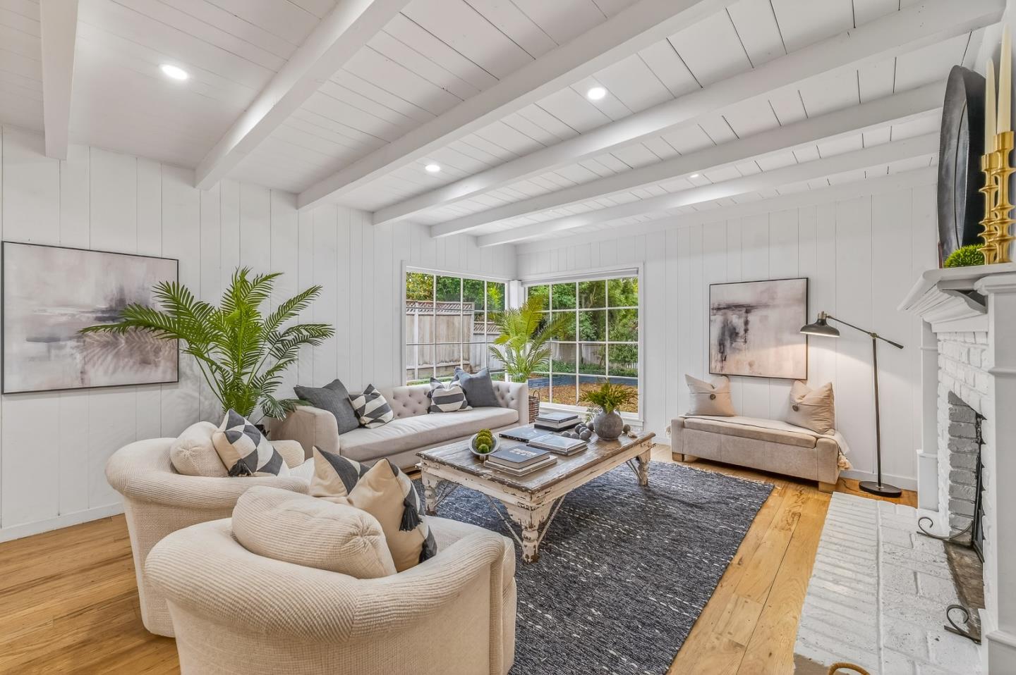 Detail Gallery Image 9 of 35 For 25905 Junipero Ave, Carmel,  CA 93923 - 4 Beds | 2/1 Baths