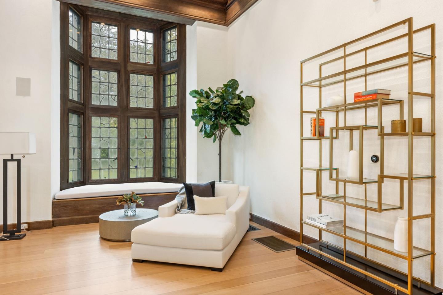 Detail Gallery Image 10 of 69 For 85 Fagan Dr, Hillsborough,  CA 94010 - 9 Beds | 8/1 Baths