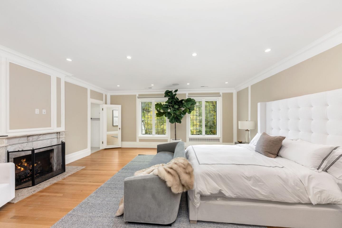 Detail Gallery Image 34 of 69 For 85 Fagan Dr, Hillsborough,  CA 94010 - 9 Beds | 8/1 Baths