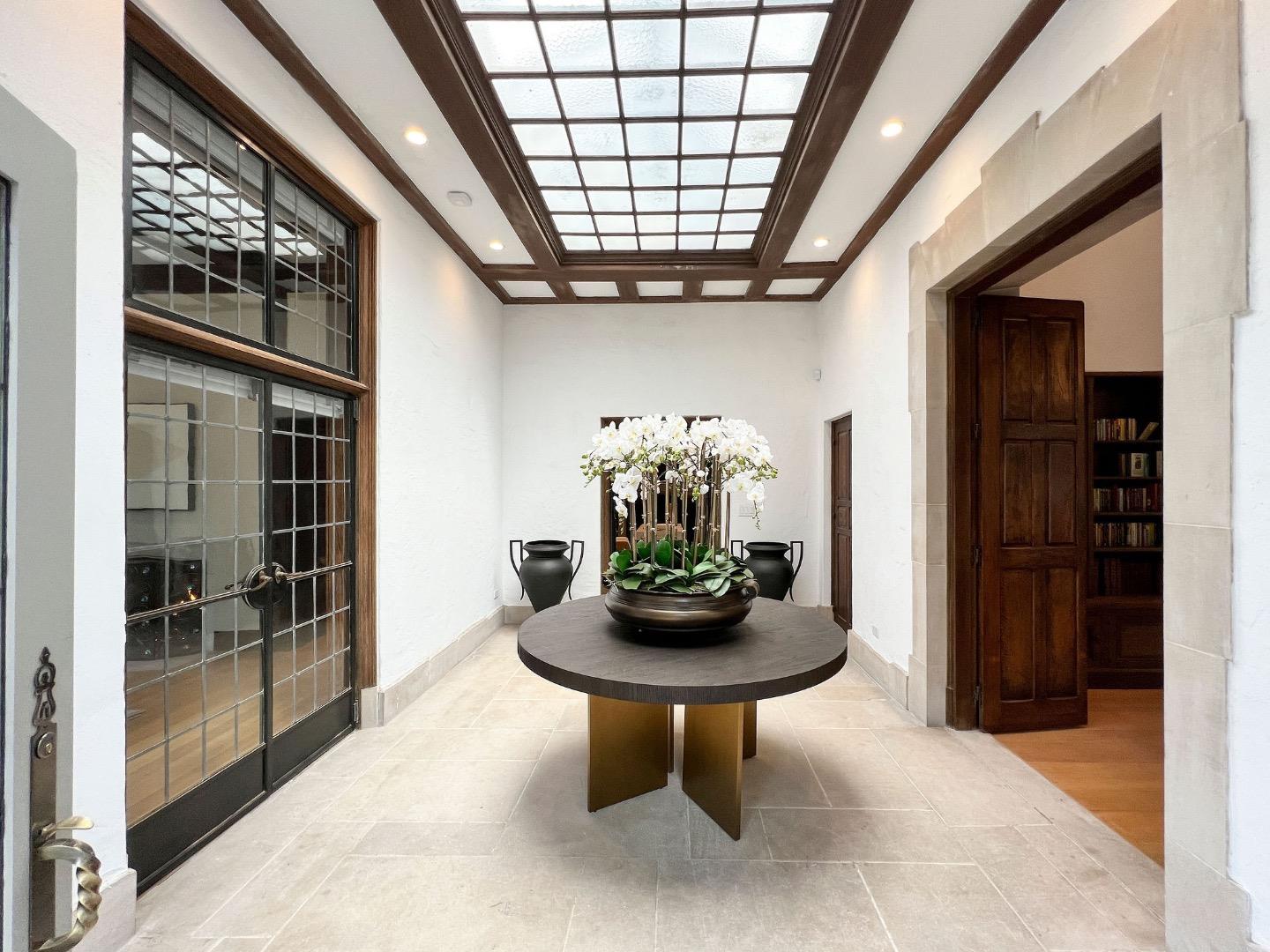 Detail Gallery Image 43 of 69 For 85 Fagan Dr, Hillsborough,  CA 94010 - 9 Beds | 8/1 Baths