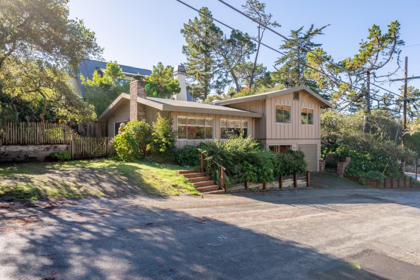 Detail Gallery Image 4 of 6 For 0 Se Corner of Guadalupe & 3rd, Carmel,  CA 93923 - 4 Beds | 3 Baths