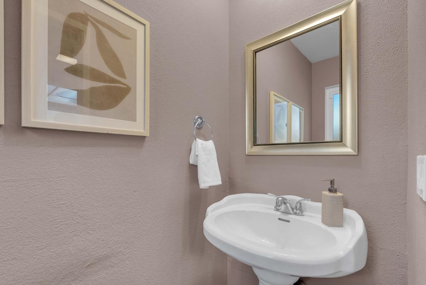 Detail Gallery Image 23 of 27 For 1006 Bellhurst Ave, San Jose,  CA 95122 - 3 Beds | 1/1 Baths