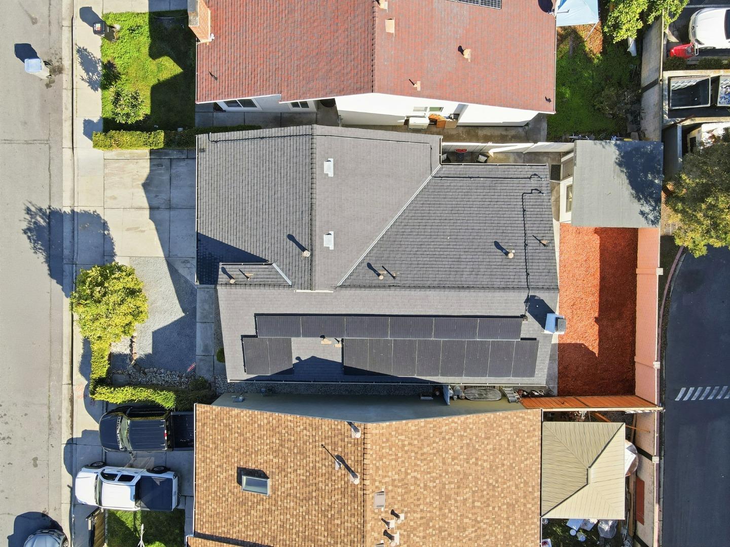 Detail Gallery Image 36 of 41 For 1931 Perrone Cir, San Jose,  CA 95116 - 3 Beds | 2 Baths