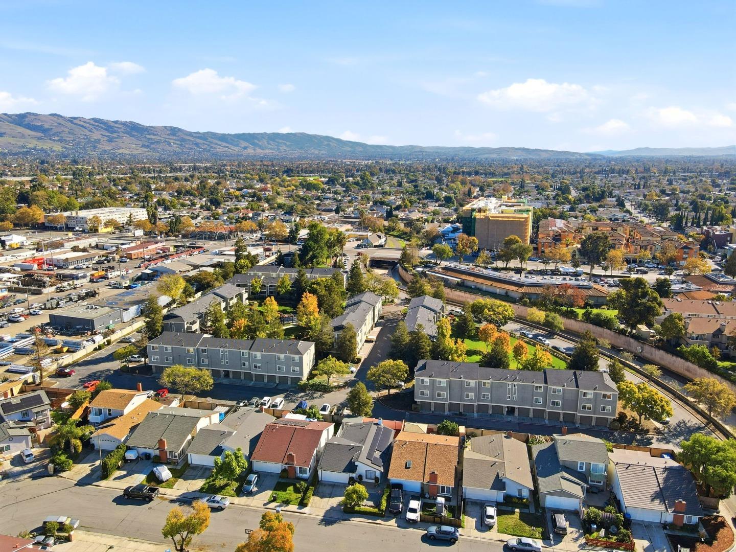 Detail Gallery Image 37 of 41 For 1931 Perrone Cir, San Jose,  CA 95116 - 3 Beds | 2 Baths