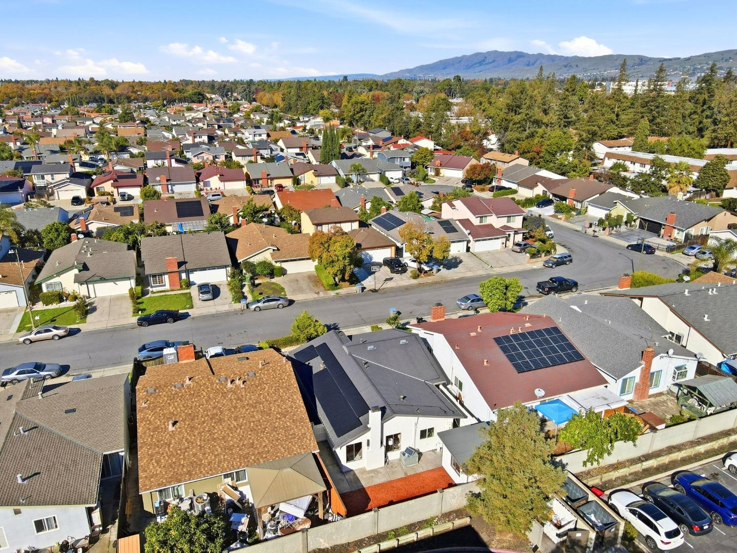 Detail Gallery Image 40 of 41 For 1931 Perrone Cir, San Jose,  CA 95116 - 3 Beds | 2 Baths