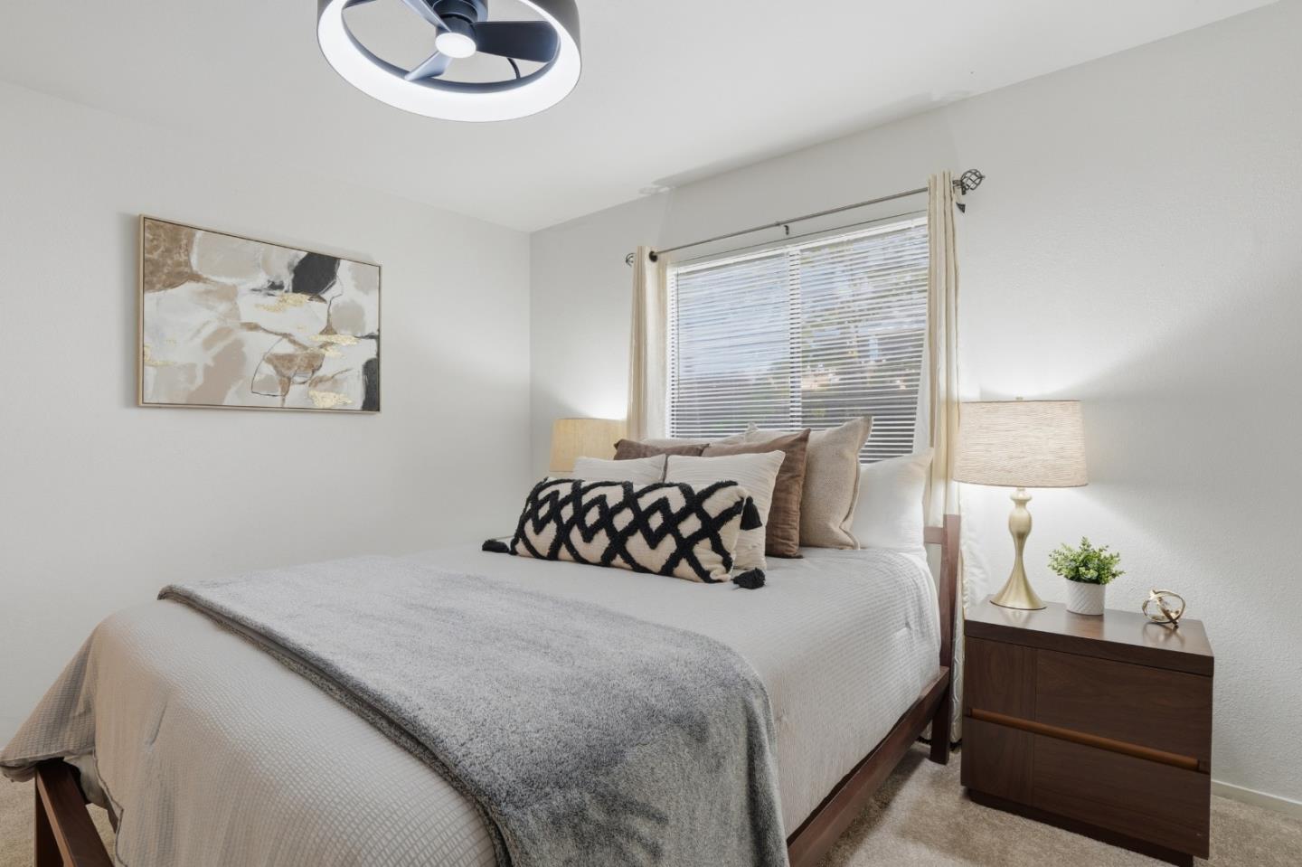 Detail Gallery Image 24 of 36 For 828 Weeks St, East Palo Alto,  CA 94303 - 3 Beds | 2 Baths