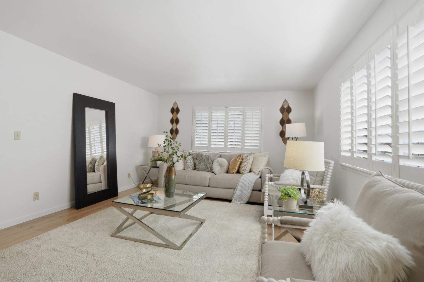 Detail Gallery Image 5 of 36 For 828 Weeks St, East Palo Alto,  CA 94303 - 3 Beds | 2 Baths