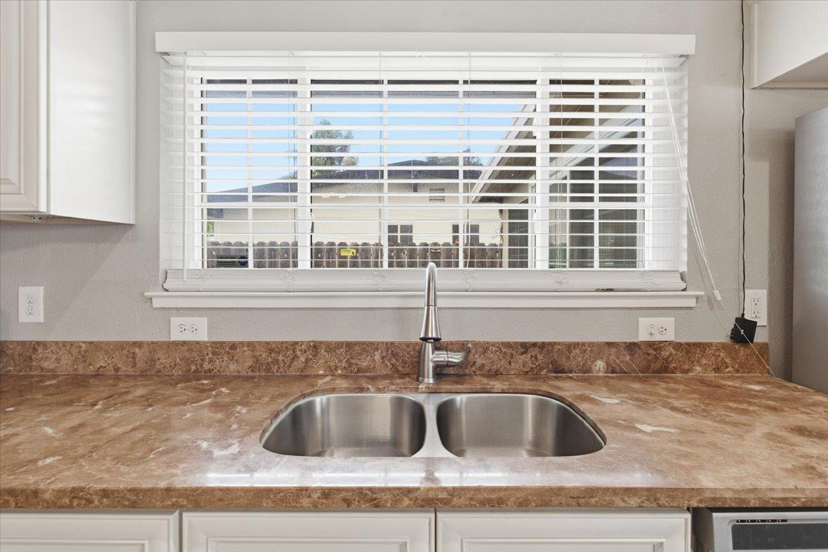 Detail Gallery Image 10 of 22 For 2627 Naples St, Hayward,  CA 94545 - 3 Beds | 2 Baths