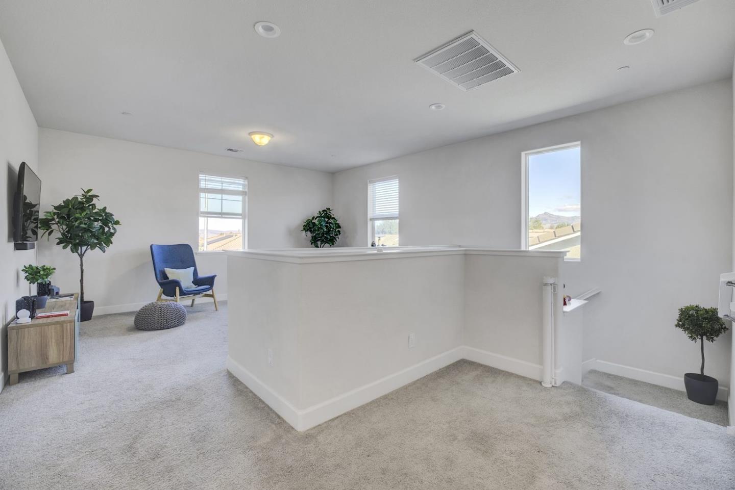 Detail Gallery Image 22 of 53 For 871 Cordoba Way, Hollister,  CA 95023 - 4 Beds | 2/1 Baths