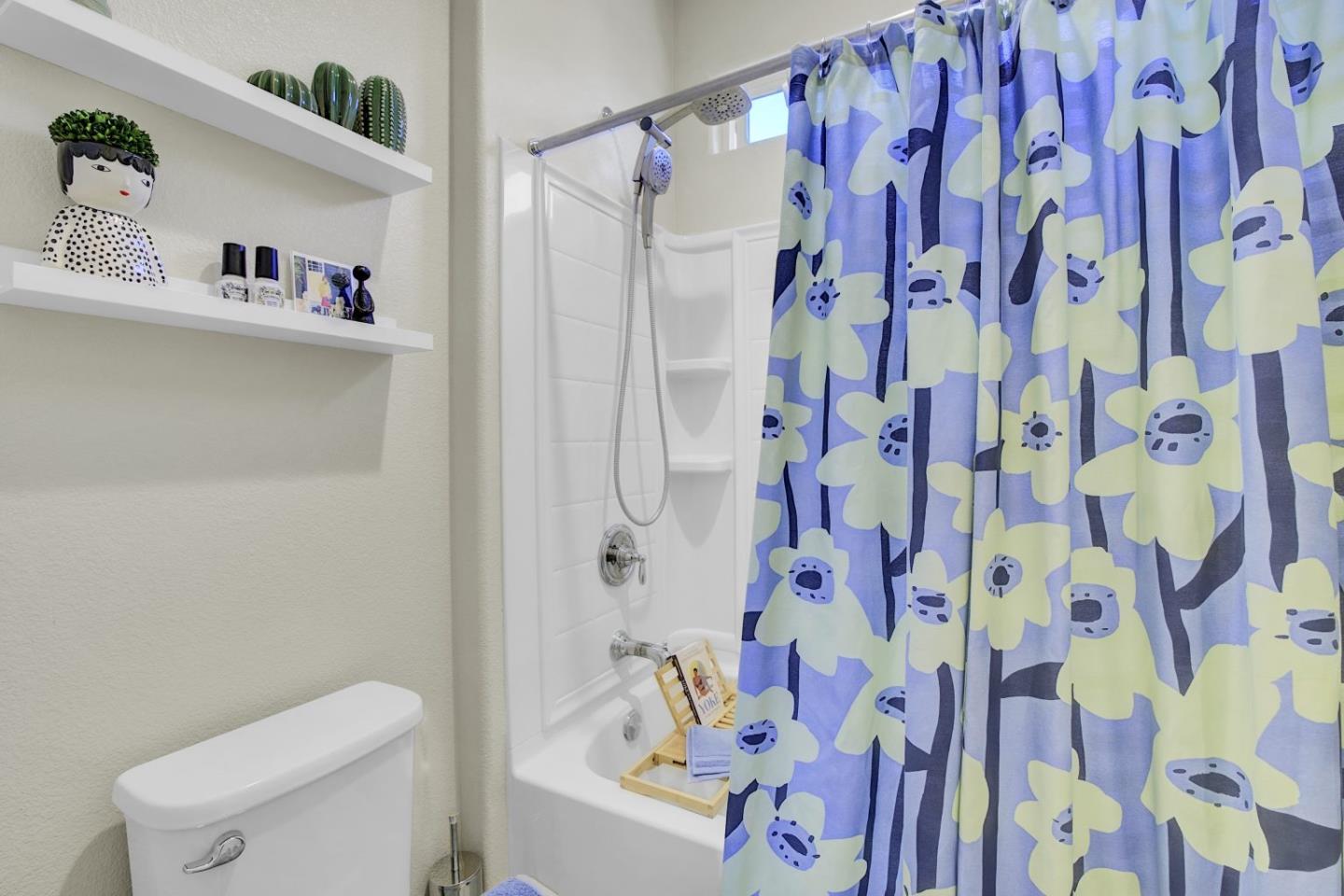 Detail Gallery Image 30 of 53 For 871 Cordoba Way, Hollister,  CA 95023 - 4 Beds | 2/1 Baths