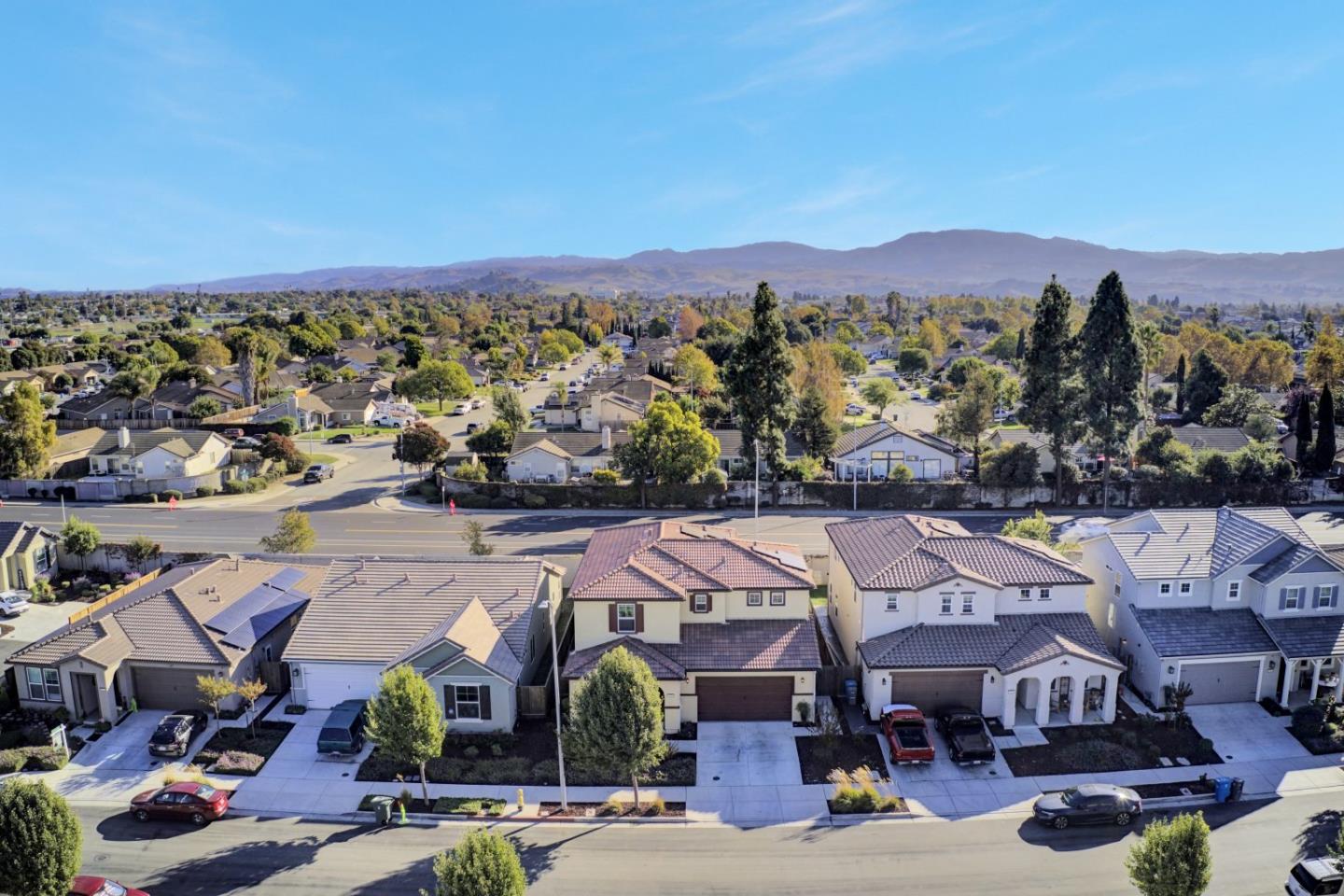 Detail Gallery Image 46 of 53 For 871 Cordoba Way, Hollister,  CA 95023 - 4 Beds | 2/1 Baths