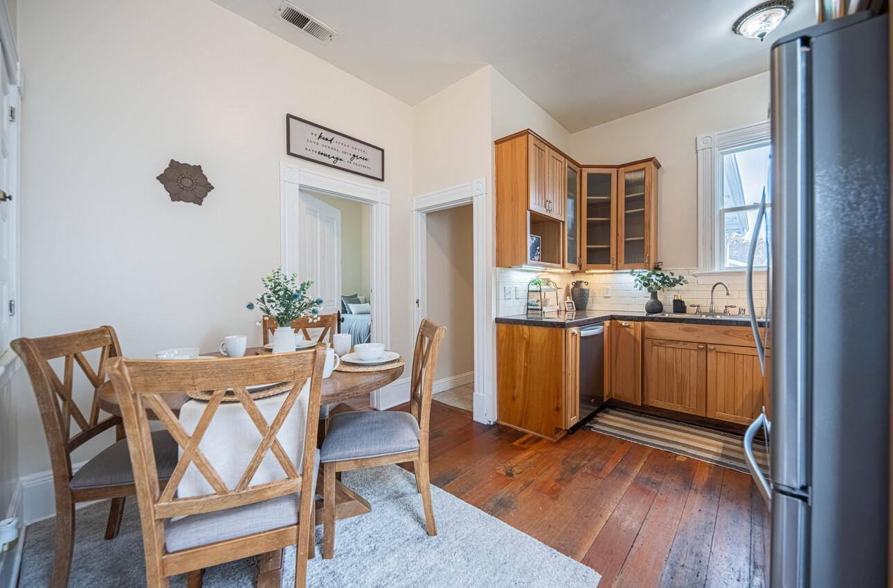 Detail Gallery Image 13 of 41 For 332 Capitol St, Salinas,  CA 93901 - 3 Beds | 2 Baths