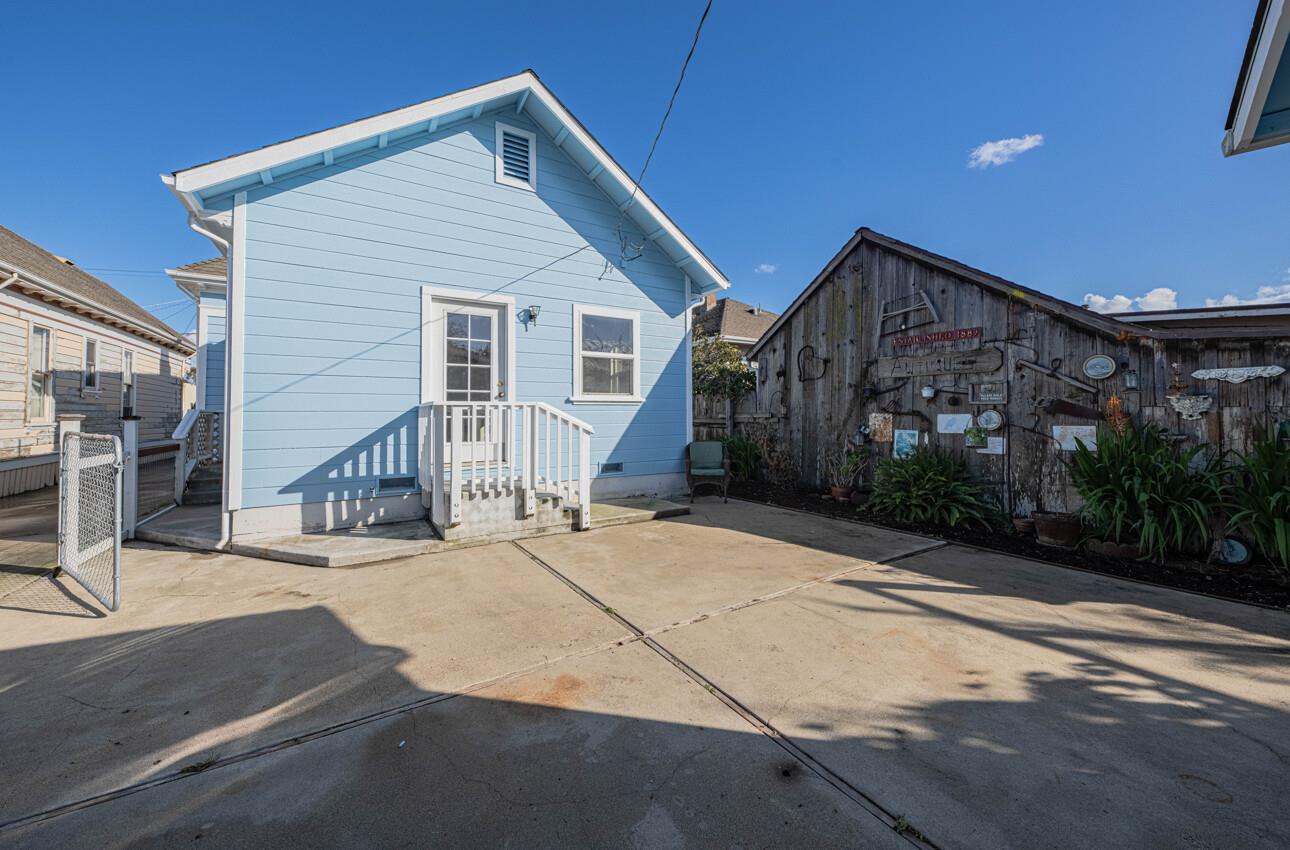 Detail Gallery Image 37 of 41 For 332 Capitol St, Salinas,  CA 93901 - 3 Beds | 2 Baths