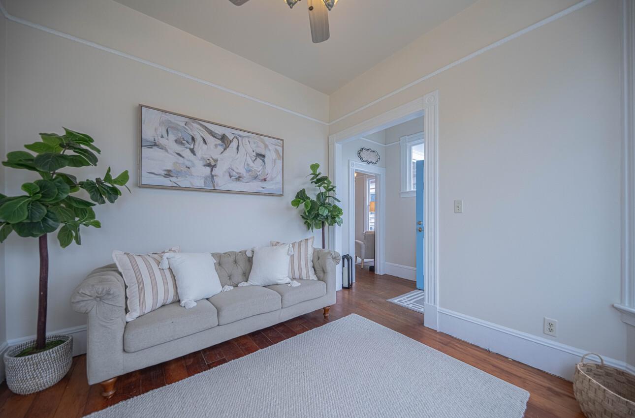 Detail Gallery Image 8 of 41 For 332 Capitol St, Salinas,  CA 93901 - 3 Beds | 2 Baths
