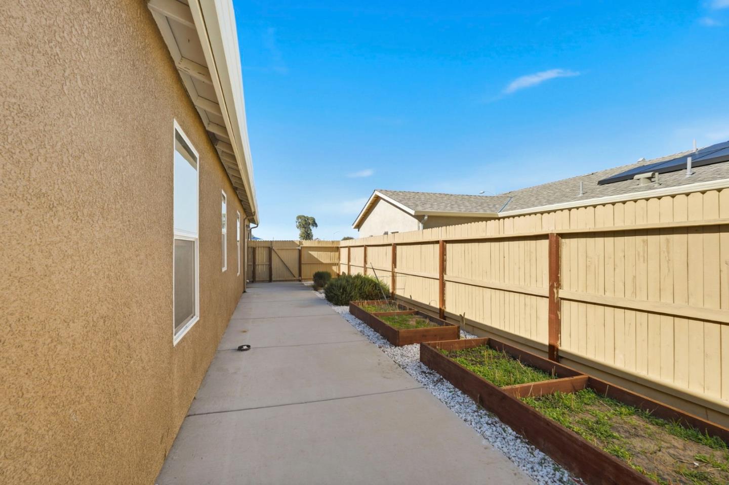 Detail Gallery Image 27 of 27 For 1740 Columbia Dr, Los Banos,  CA 93635 - 4 Beds | 3 Baths