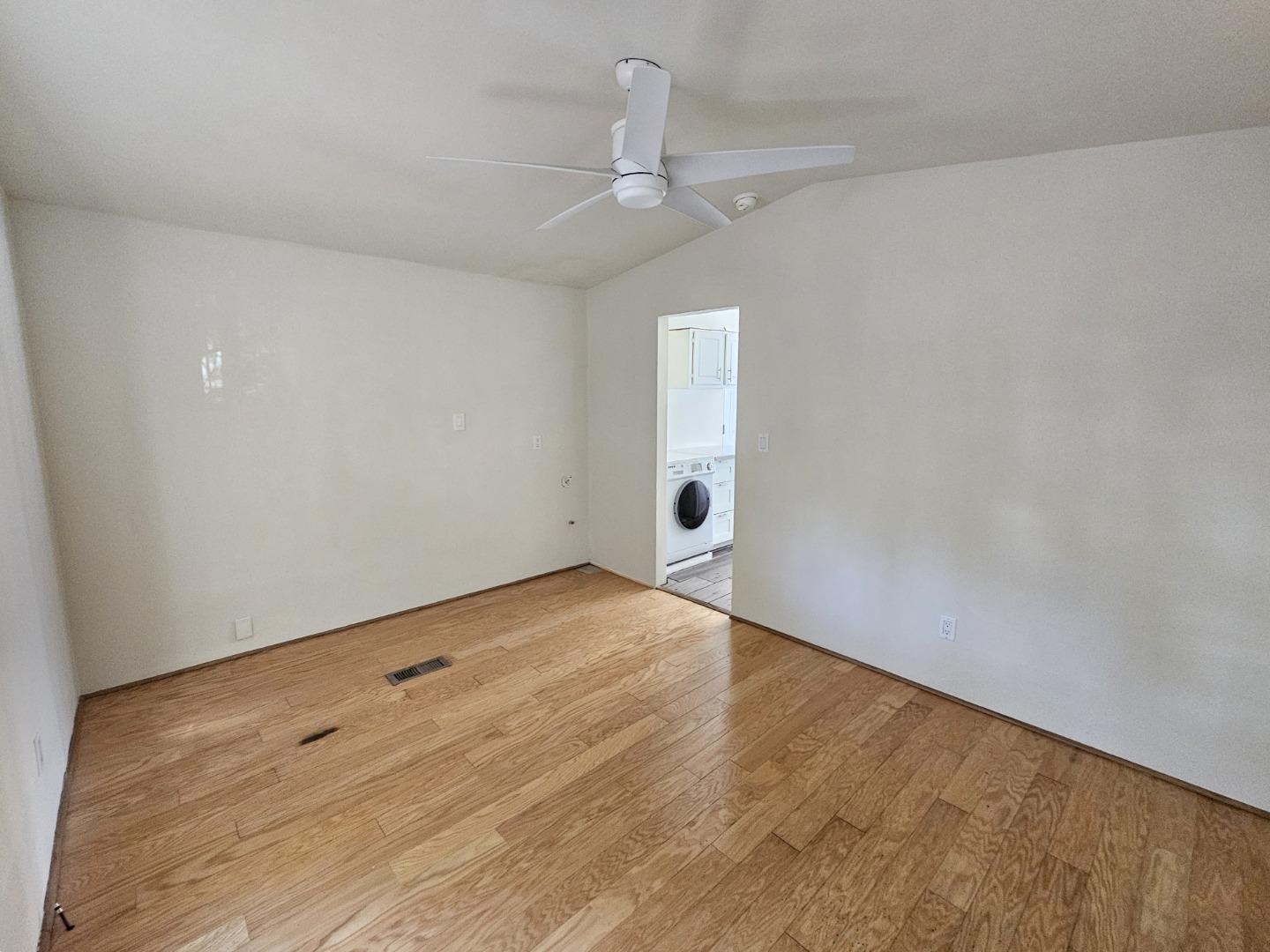 Detail Gallery Image 22 of 26 For 170 W Cliff Dr #40,  Santa Cruz,  CA 95060 - 1 Beds | 1 Baths