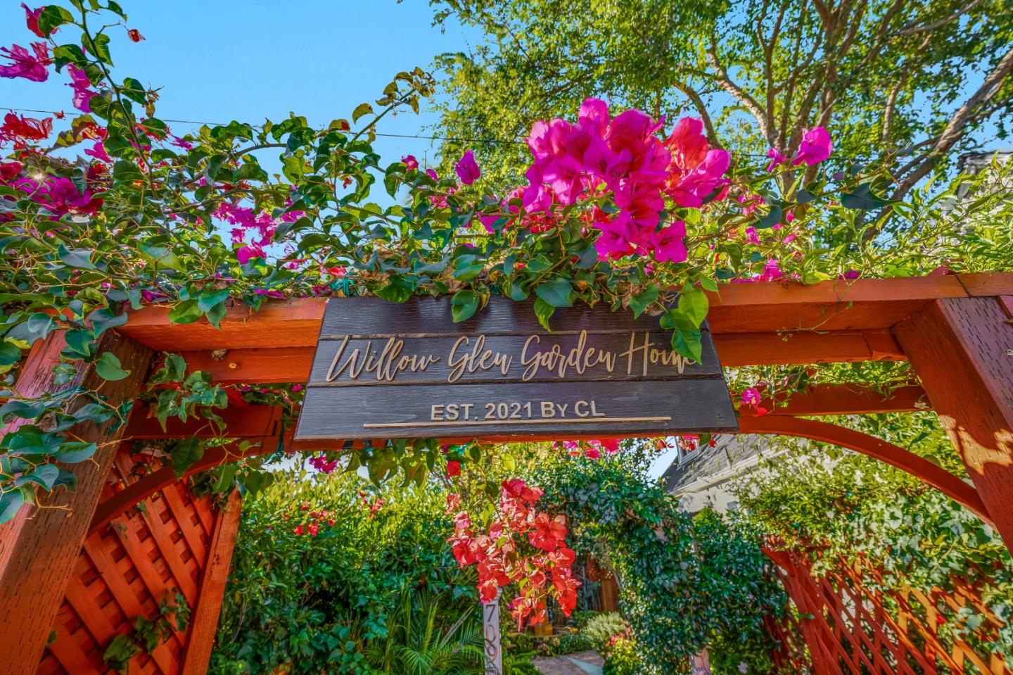 Detail Gallery Image 4 of 97 For 709 Minnesota Ave, San Jose,  CA 95125 - 4 Beds | 2 Baths