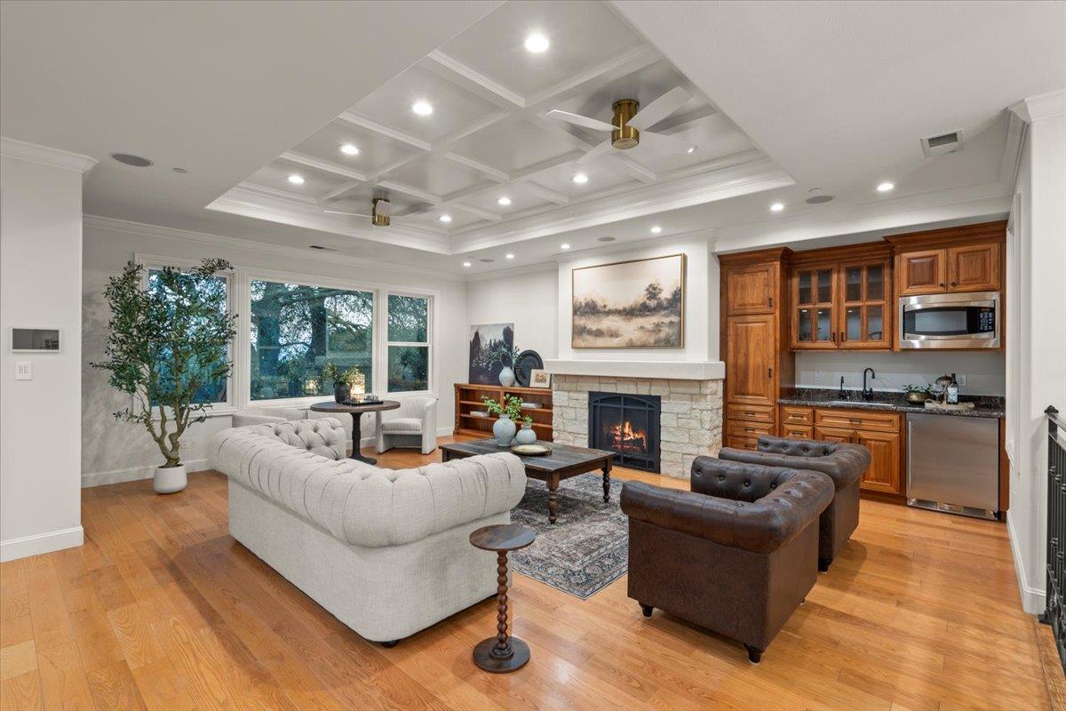 Detail Gallery Image 28 of 55 For 1750 Vista Del Sur, Gilroy,  CA 95020 - 6 Beds | 4/1 Baths