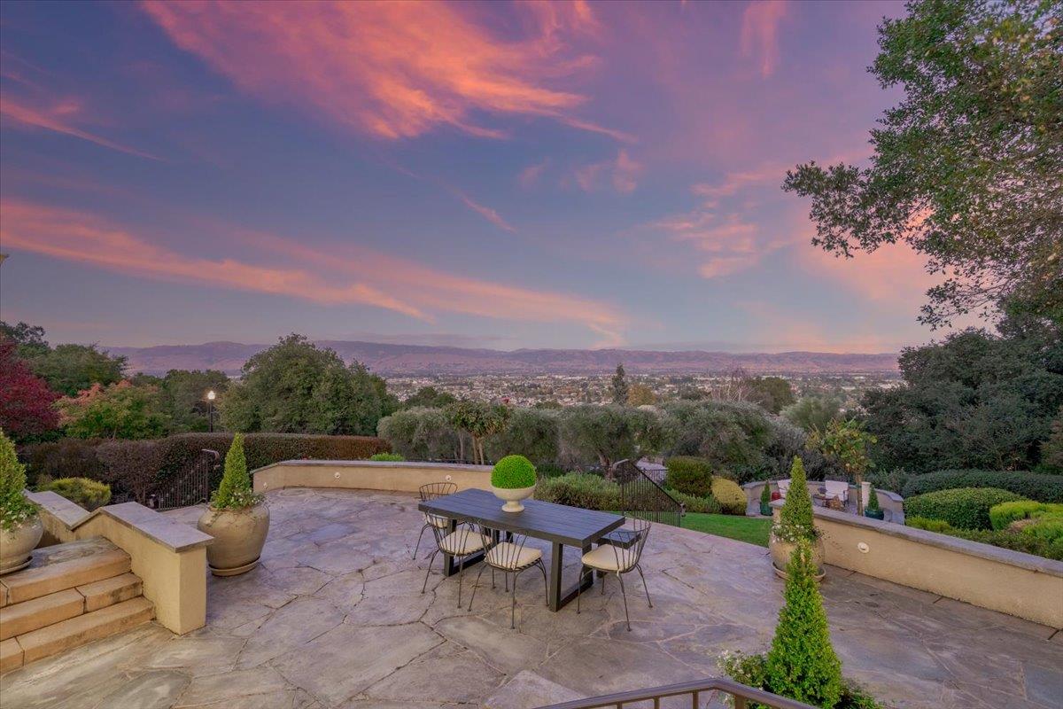 Detail Gallery Image 45 of 55 For 1750 Vista Del Sur, Gilroy,  CA 95020 - 6 Beds | 4/1 Baths