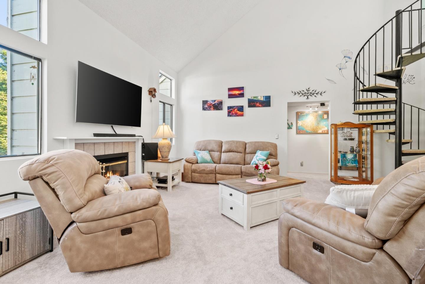 Detail Gallery Image 10 of 42 For 2607 Willowbrook Ln #54,  Aptos,  CA 95003 - 3 Beds | 2 Baths