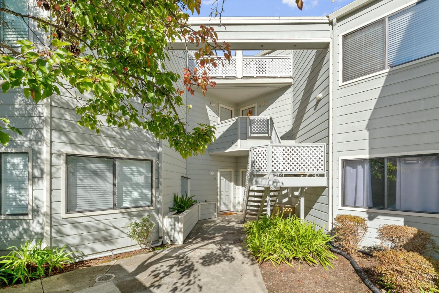 Detail Gallery Image 2 of 42 For 2607 Willowbrook Ln #54,  Aptos,  CA 95003 - 3 Beds | 2 Baths