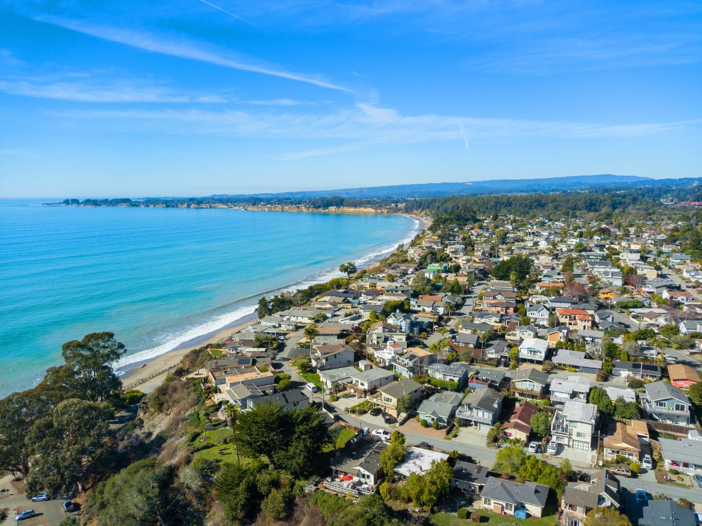 Detail Gallery Image 41 of 42 For 2607 Willowbrook Ln #54,  Aptos,  CA 95003 - 3 Beds | 2 Baths