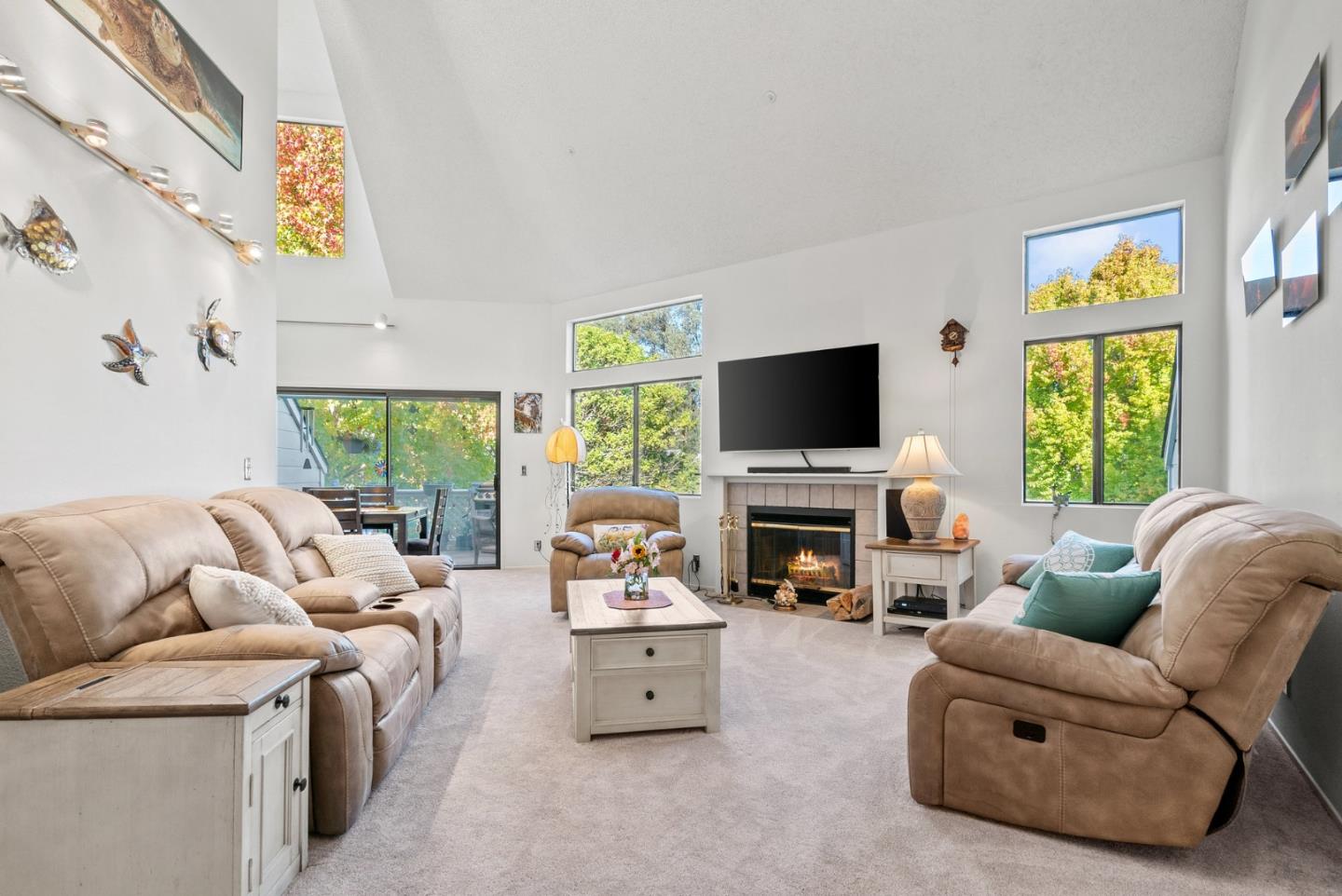 Detail Gallery Image 5 of 42 For 2607 Willowbrook Ln #54,  Aptos,  CA 95003 - 3 Beds | 2 Baths