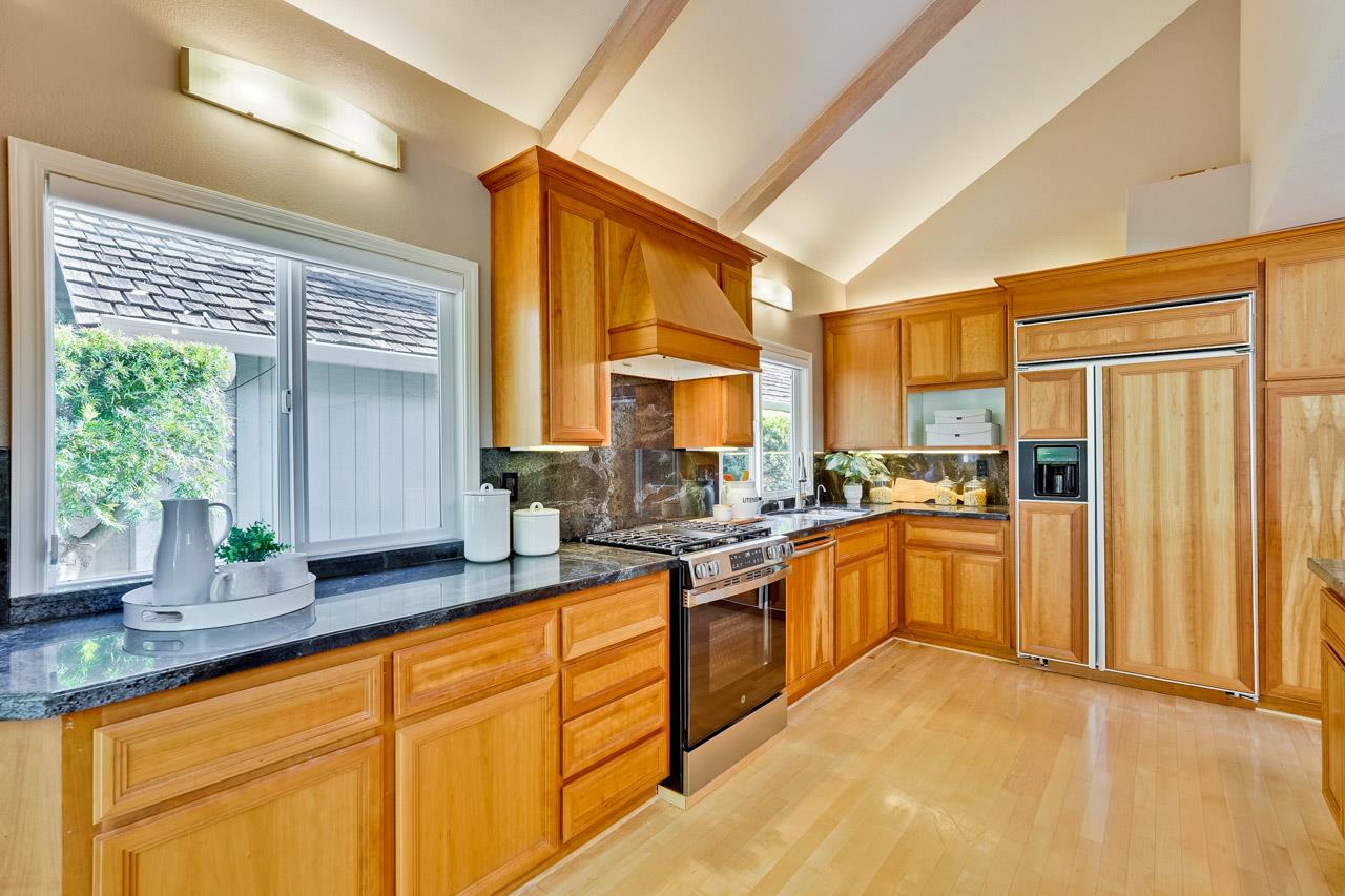 Detail Gallery Image 20 of 55 For 22103 Stocklmeir Ct, Cupertino,  CA 95014 - 3 Beds | 3 Baths