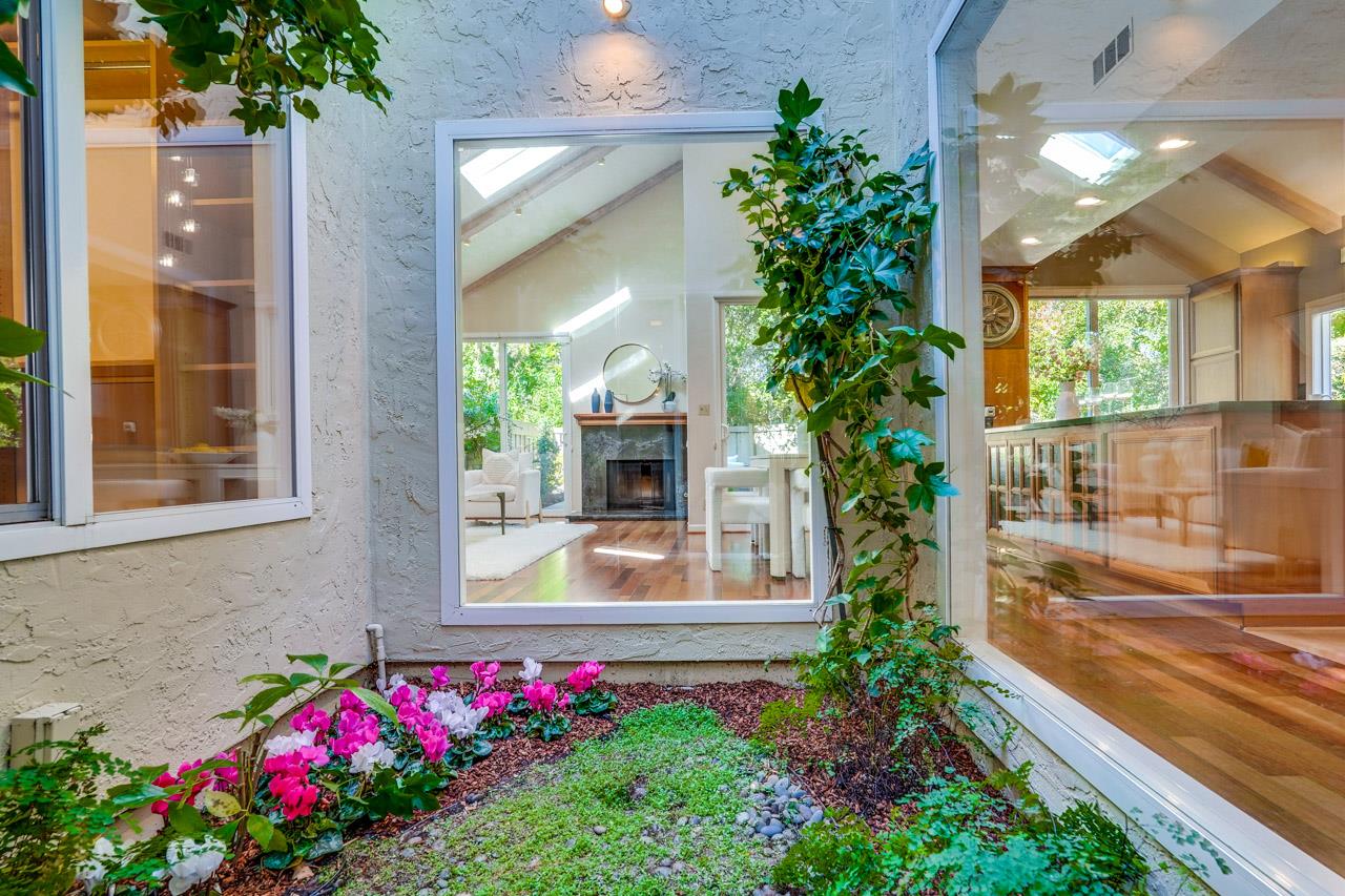 Detail Gallery Image 29 of 55 For 22103 Stocklmeir Ct, Cupertino,  CA 95014 - 3 Beds | 3 Baths