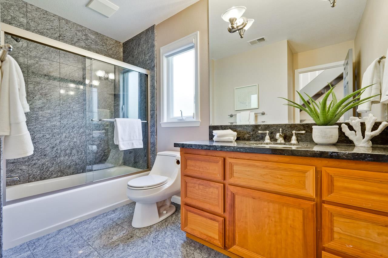 Detail Gallery Image 35 of 55 For 22103 Stocklmeir Ct, Cupertino,  CA 95014 - 3 Beds | 3 Baths