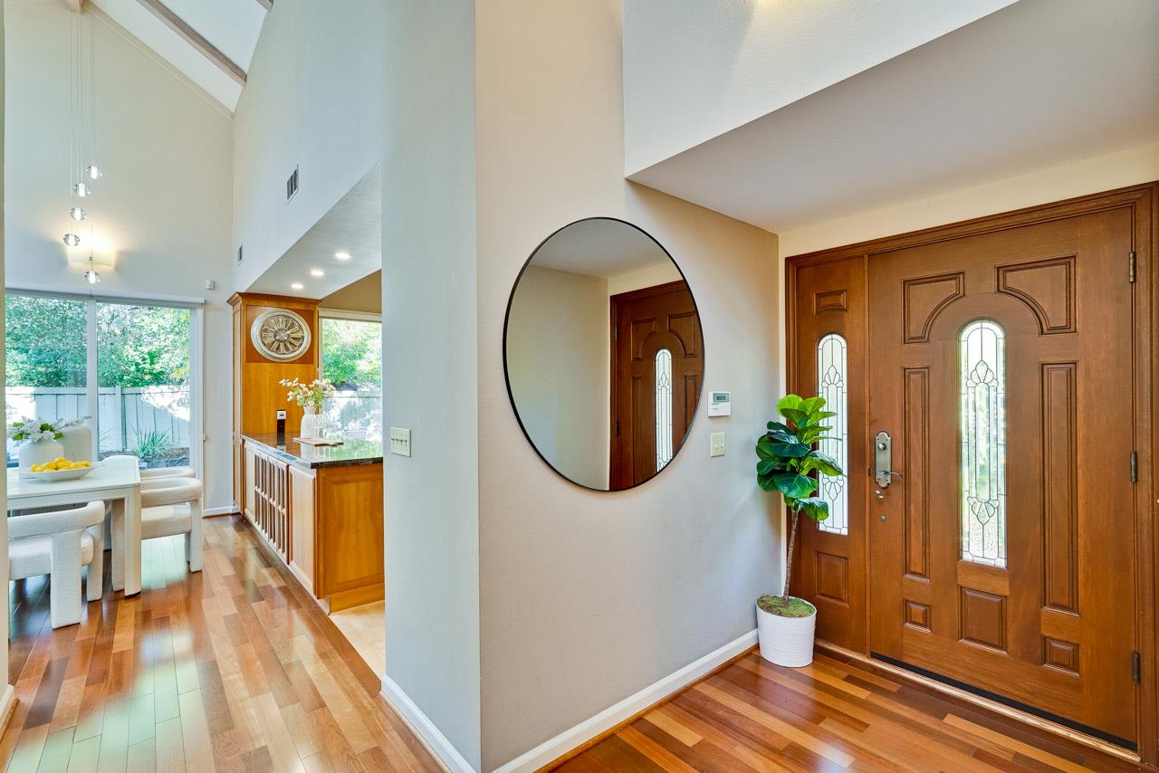 Detail Gallery Image 7 of 55 For 22103 Stocklmeir Ct, Cupertino,  CA 95014 - 3 Beds | 3 Baths